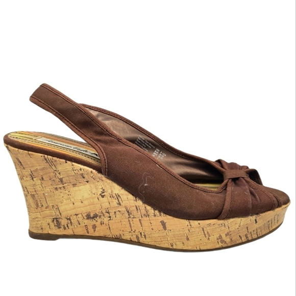 American Eagle 4" Fabric Canvas Wedges Size 8.5W - Picture 1 of 10